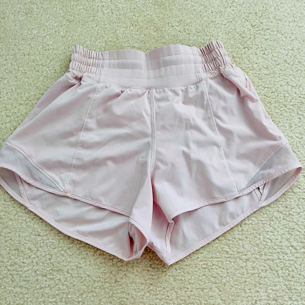 Lululemon Strawberry Milkshake Hotty Hot High rise 2.5” short.